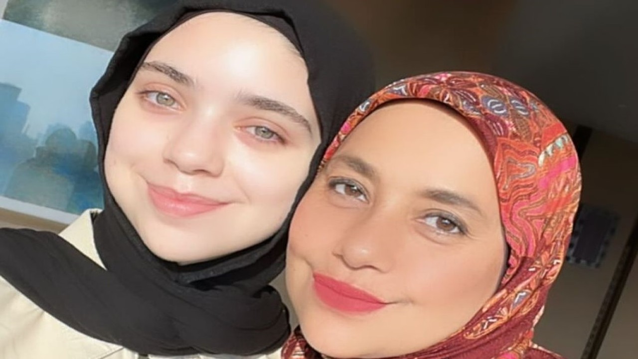 Ayu Azhari dan Isabel (Instagram)