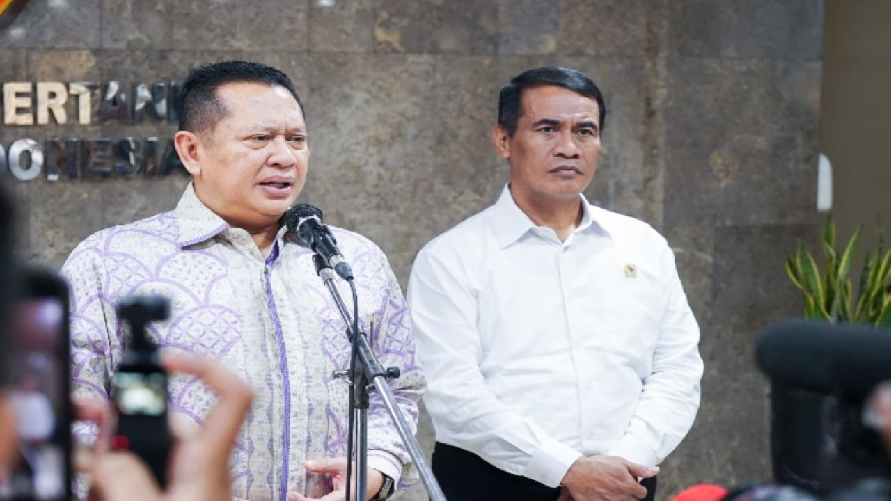 Bamsoet usai bertemu Menteri Pertanian Andi Amran Sulaiman di Jakarta, Senin (1/4/24).