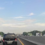 berkendara jalan tol-1713688789