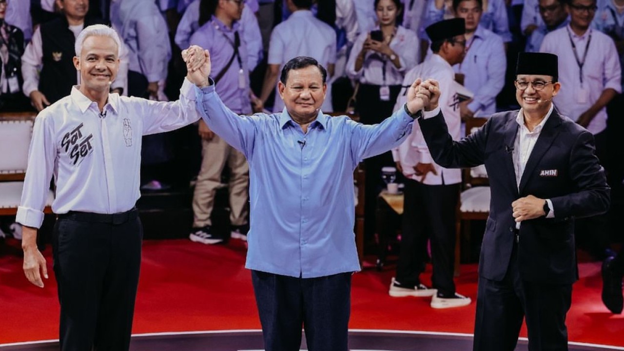 Foto yang diunggah Ganjar Pranowo saat mengucapkan selamat ke Prabowo-Gibran. (Instagram)