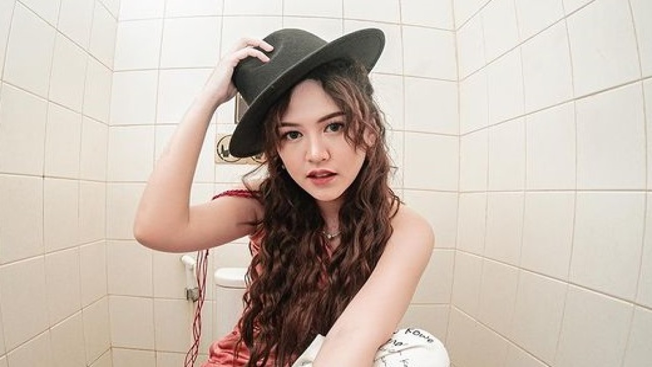 Happy Asmara (Instagram)