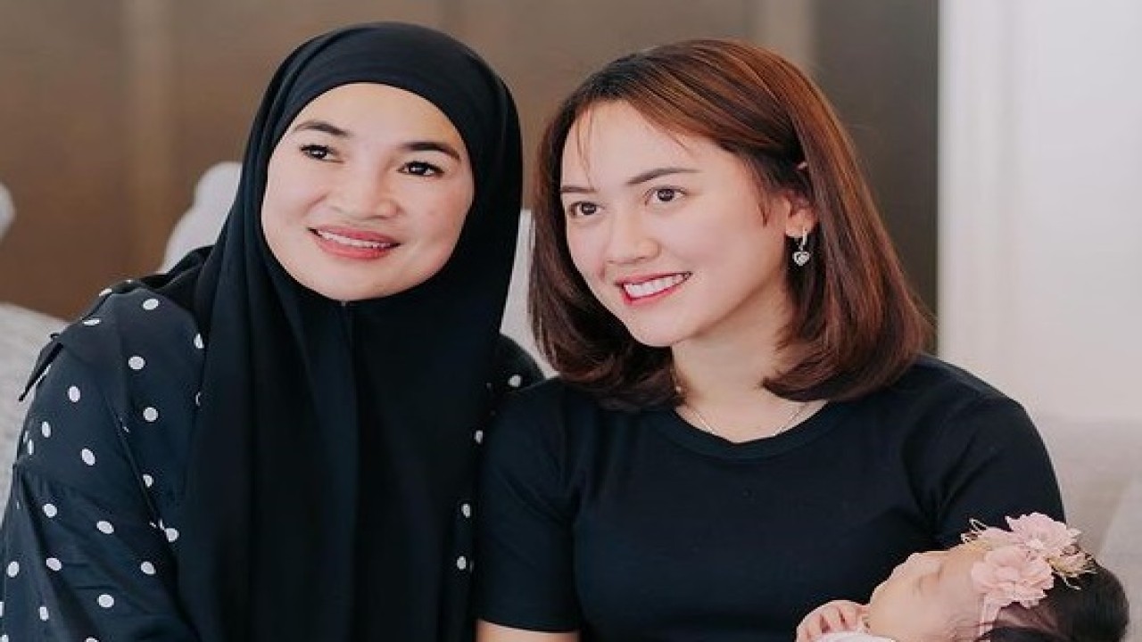 Happy Asmara (Instagram)