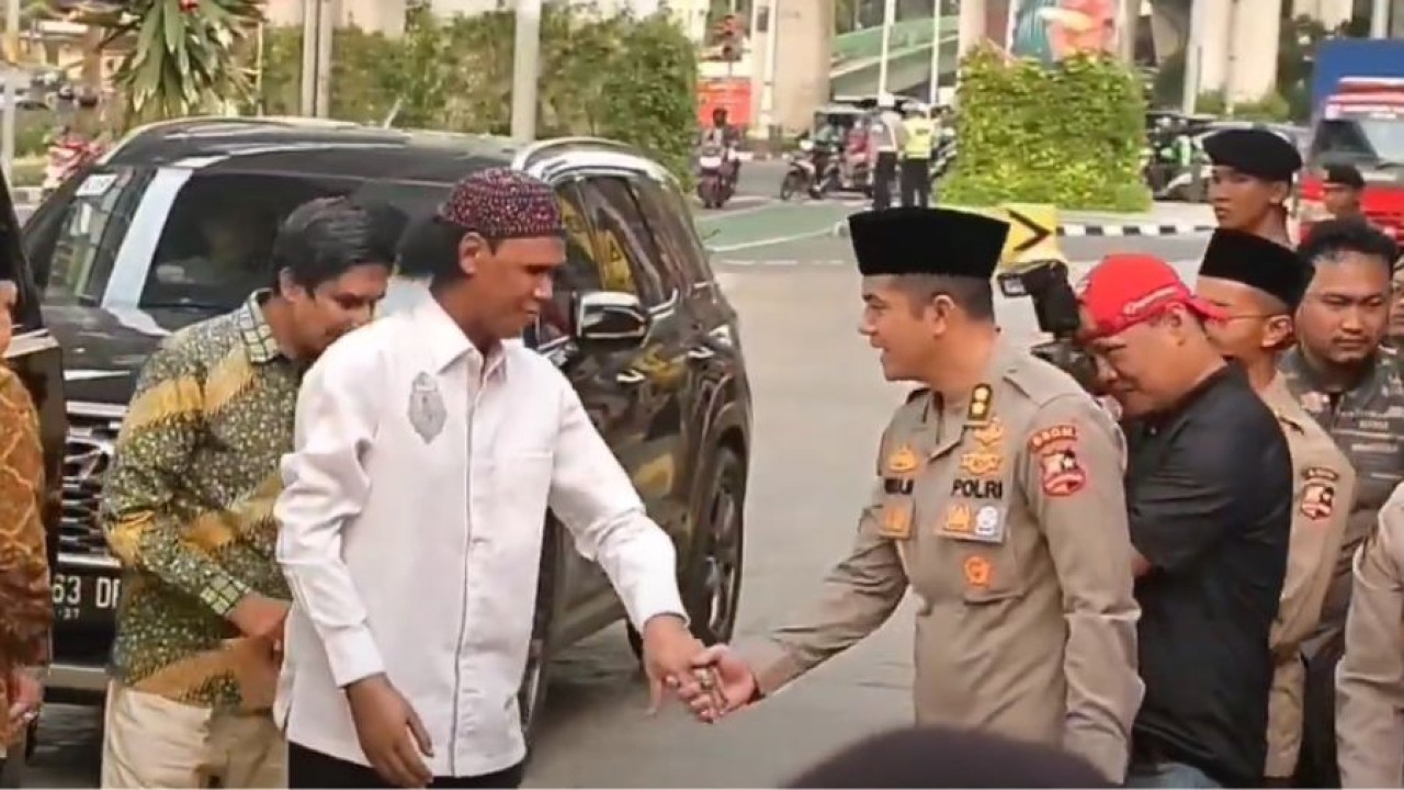 Hercules ikut bukber TNI-Polri (YouTube Grib Jaya DPD DKI Jakarta)