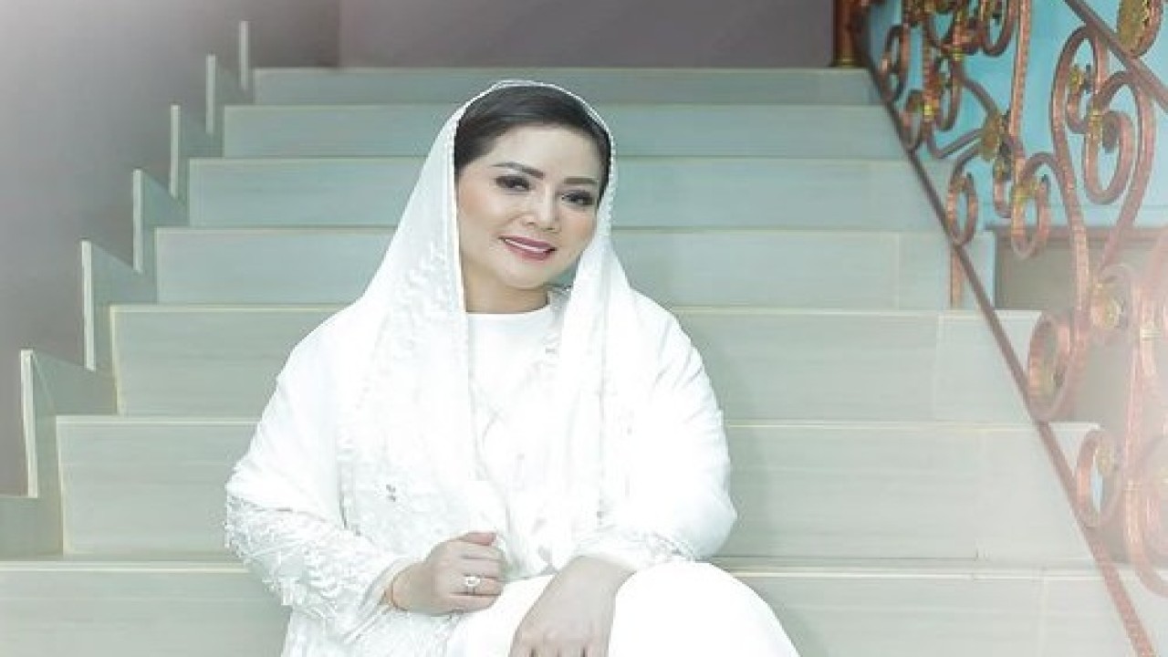 Kristina (Instagram)