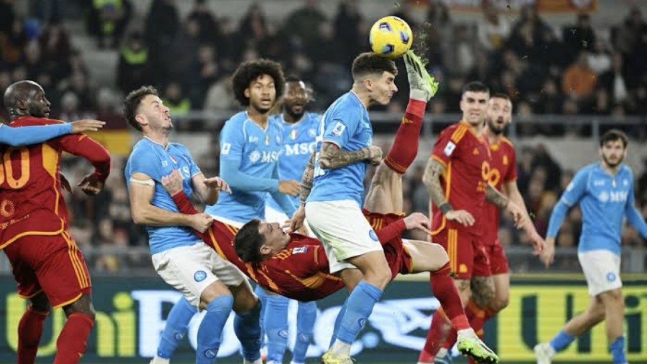 Laga Napoli vs AS Roma di Liga Italia