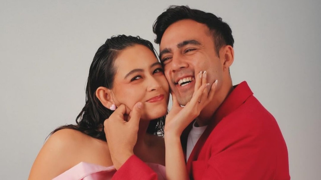 Laura Theux dan Indra Brotolaras/Instagram