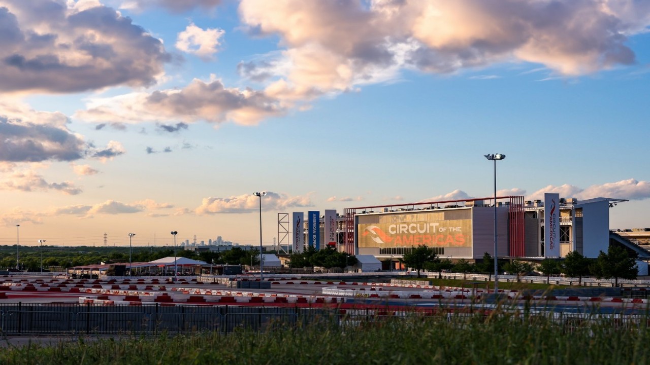 COTA kembali jadi arena adu kebut para pembalap MotoGP. (twitter MotoGP)