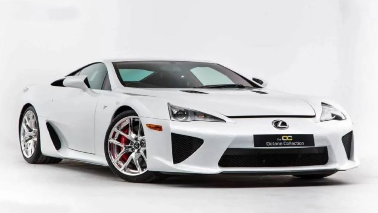 Supercar unik milik Rowan Atkinson (Mr Bean) dijual seharga Rp17,5 Miliar. (Foto: The Sun)