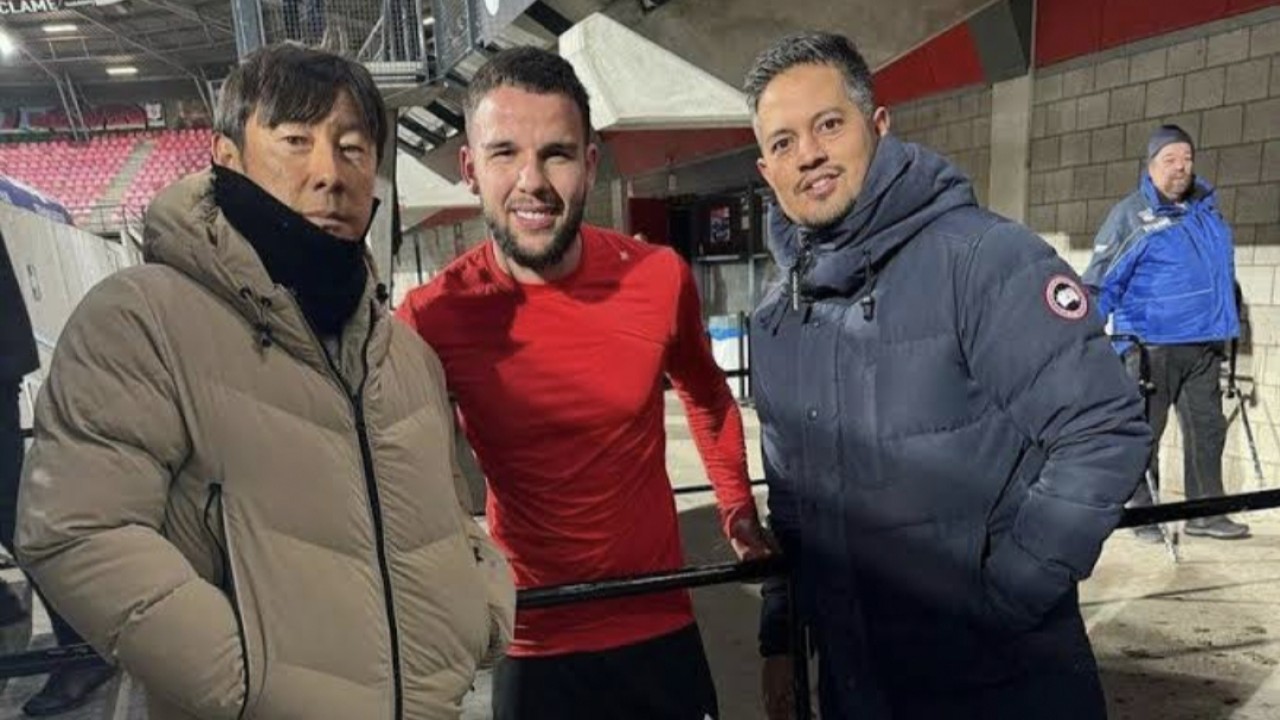 Pelatih Timnas Indonesia bersama Calvin Verdonk