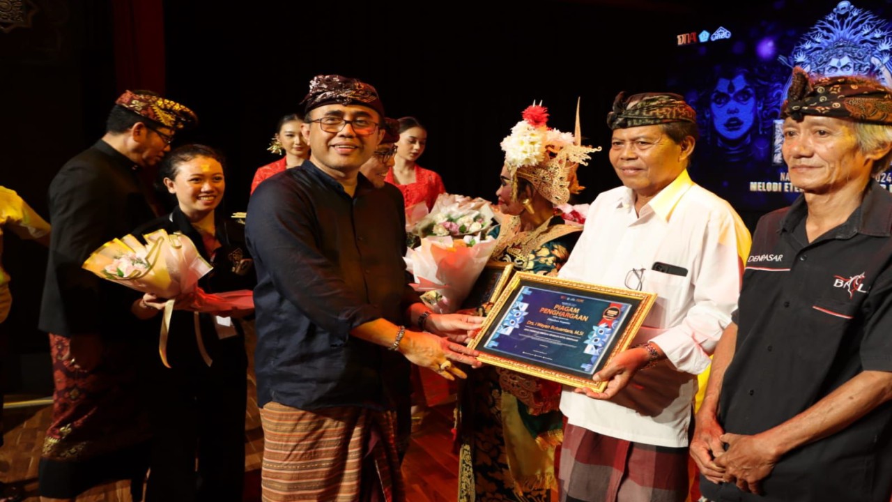 Peringatan Hari Tari Sedunia di Kota Denpasar dibuka langsung Menteri Pemberdayaan Perempuan dan Perlindungan Anak (PPA),