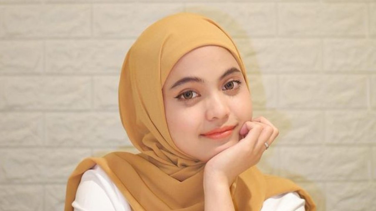 Putri DA (Instagram)