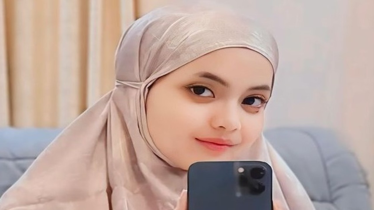 Putri DA (Instagram)