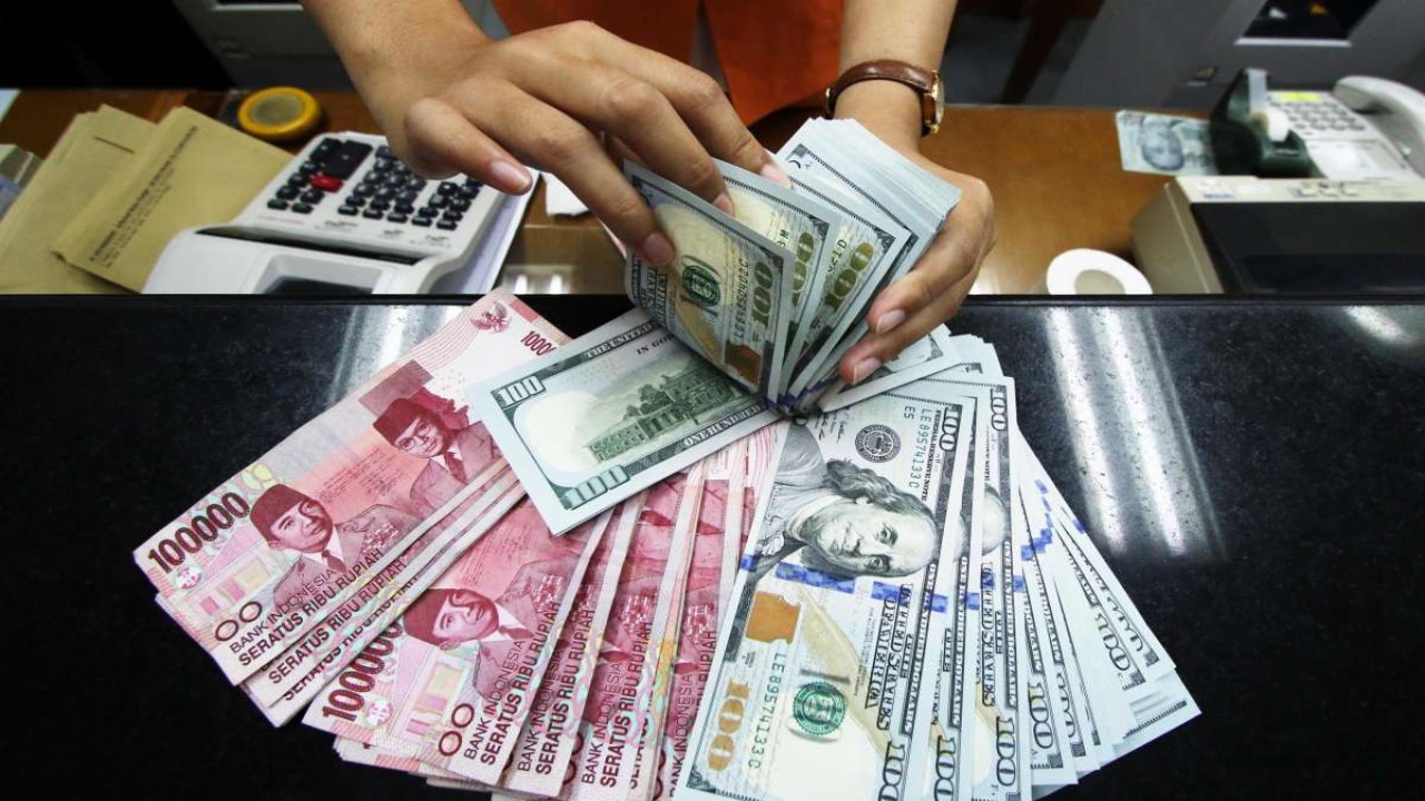 Mata uang Rupiah dan Dolar AS/ist
