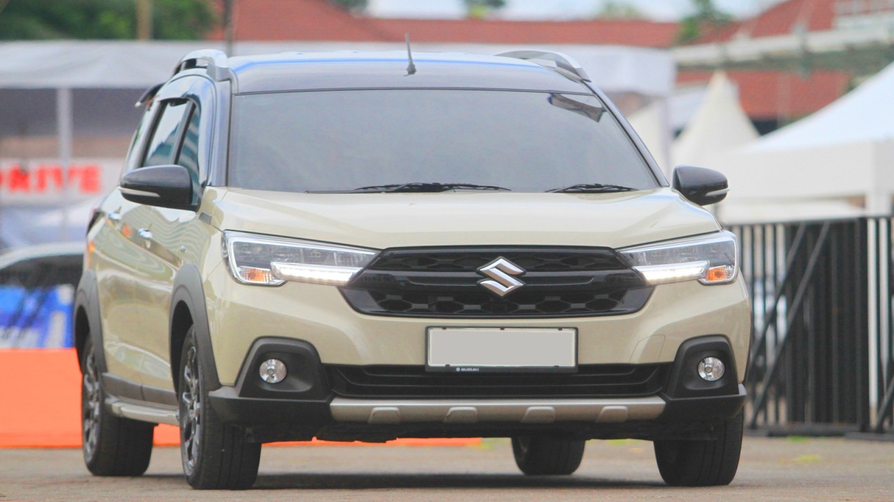 Suzuki XL7 Hybrid/Suzuki