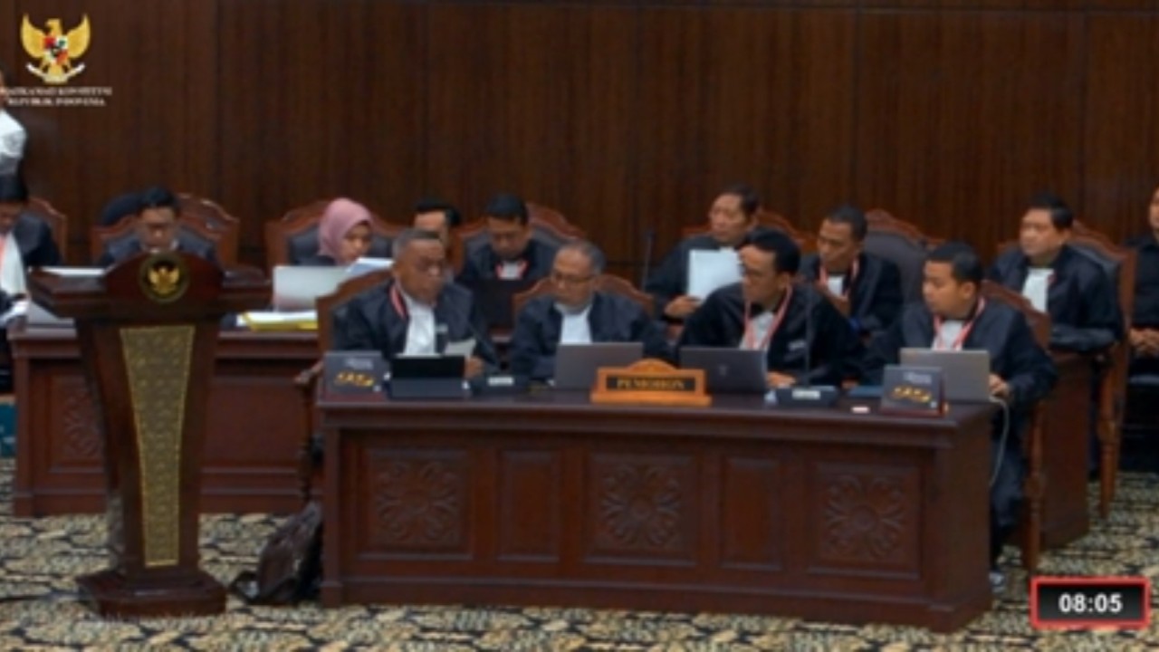 Kuasa hukum AMIN di sidang sengketa hasil Pilpres 2024 di Mahkamah Konstitusi (MK). (YouTube)