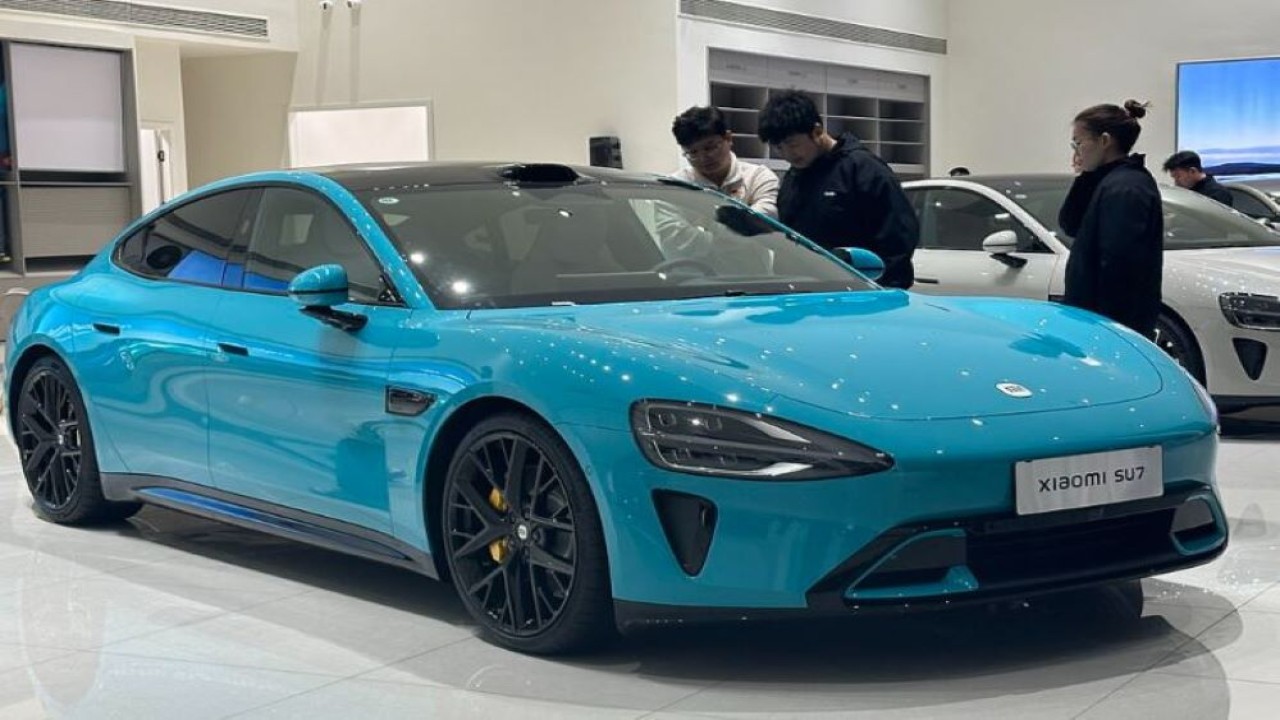 Mobil listtik Xiaomu SU7. (Foto Gizmochia)