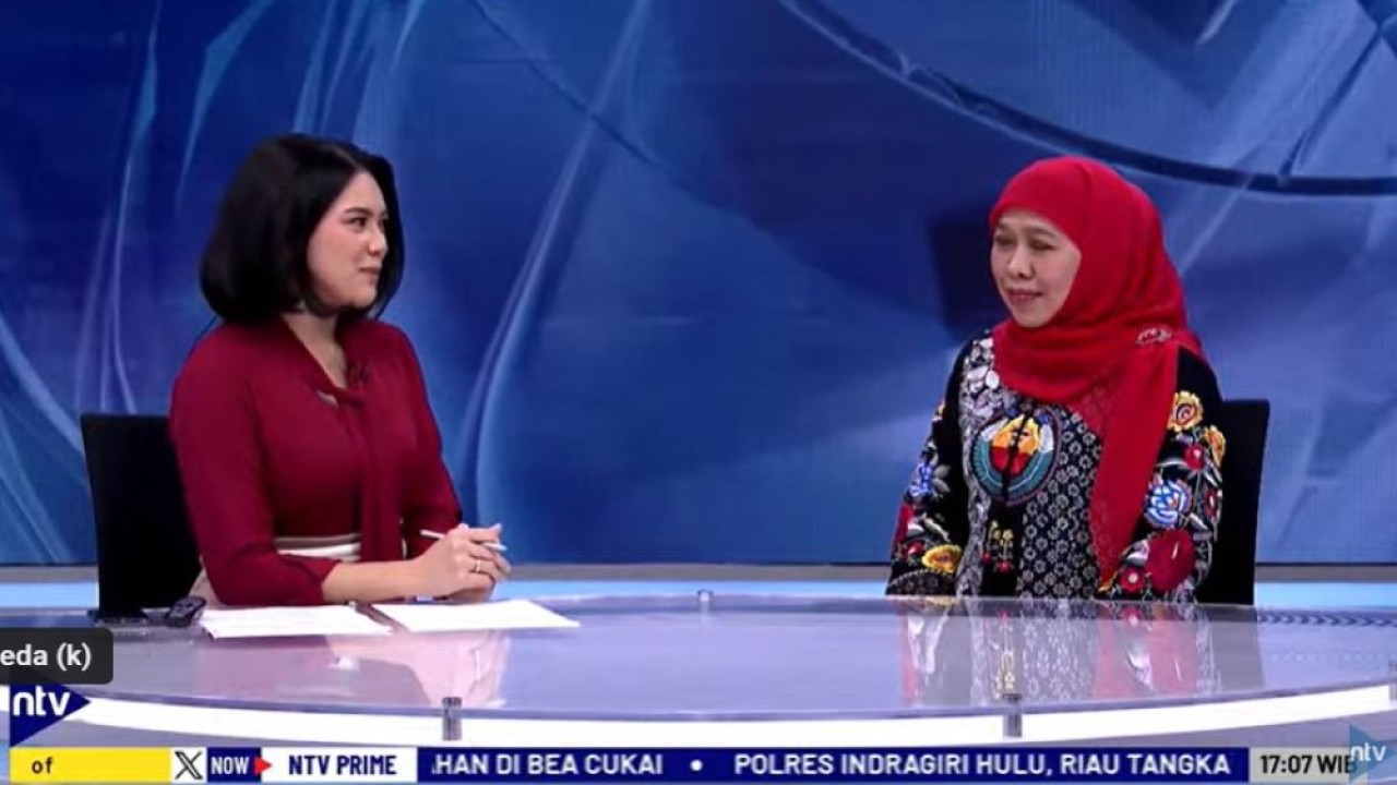Khofifah Indar Parawansa saat menjadi narasumber pada program NTV Prime di Nusantara TV, Selasa, 7 Mei 2024.