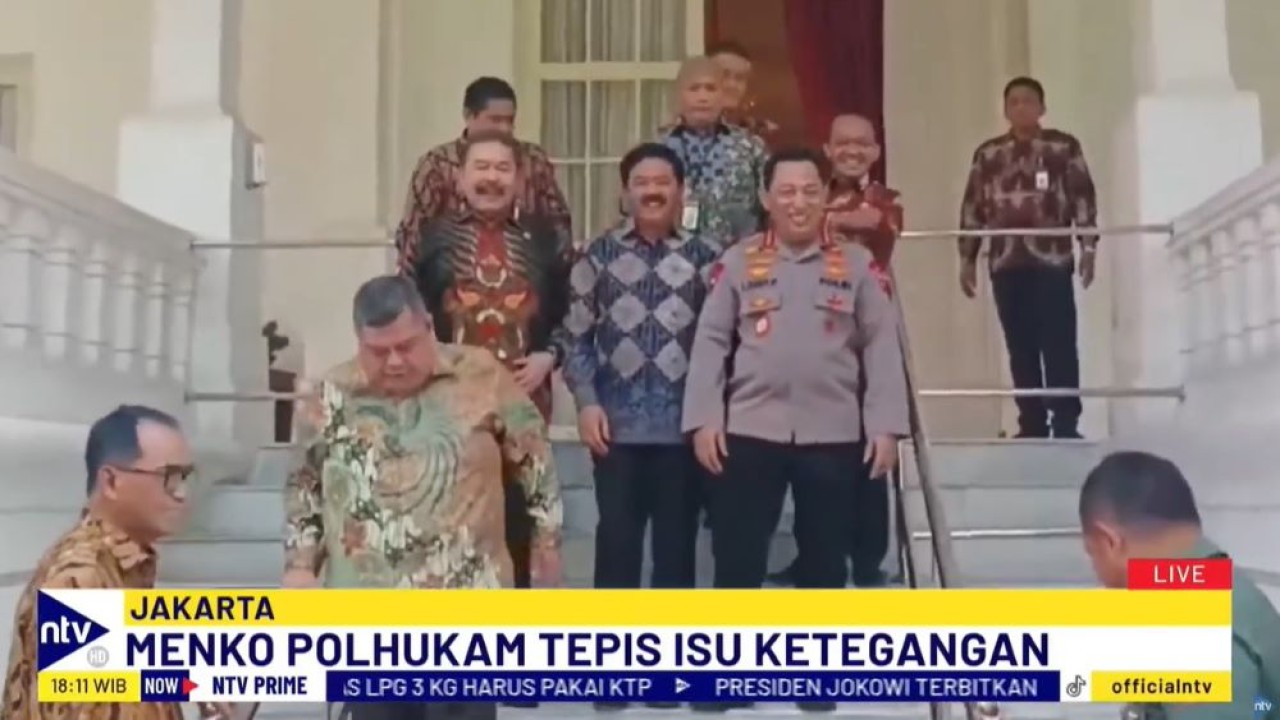 Menko Polhukam Hadi Tjahjanto menepis isu ketegangan yang terjadi antara Kejaksaan Agung dan Polri.