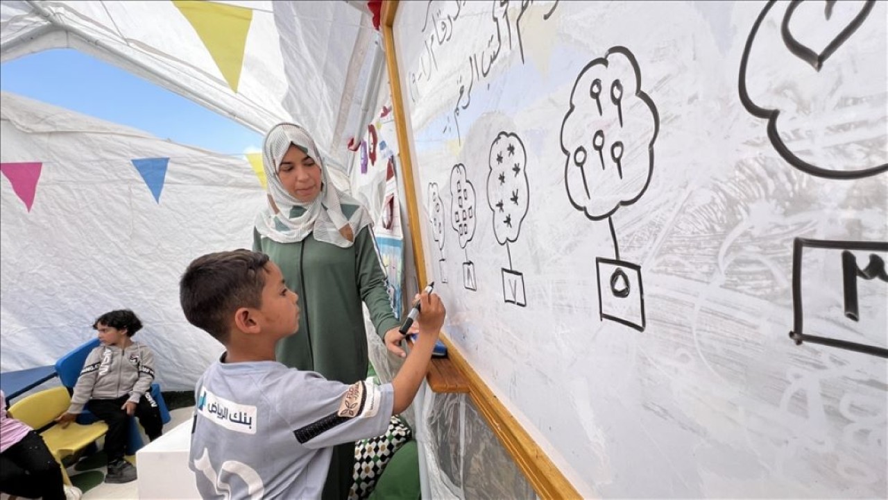 Taman kanak-kanak dibuka di utara daerah kantong Palestina untuk pertama kalinya. (Foto: Anadolu Agency)
