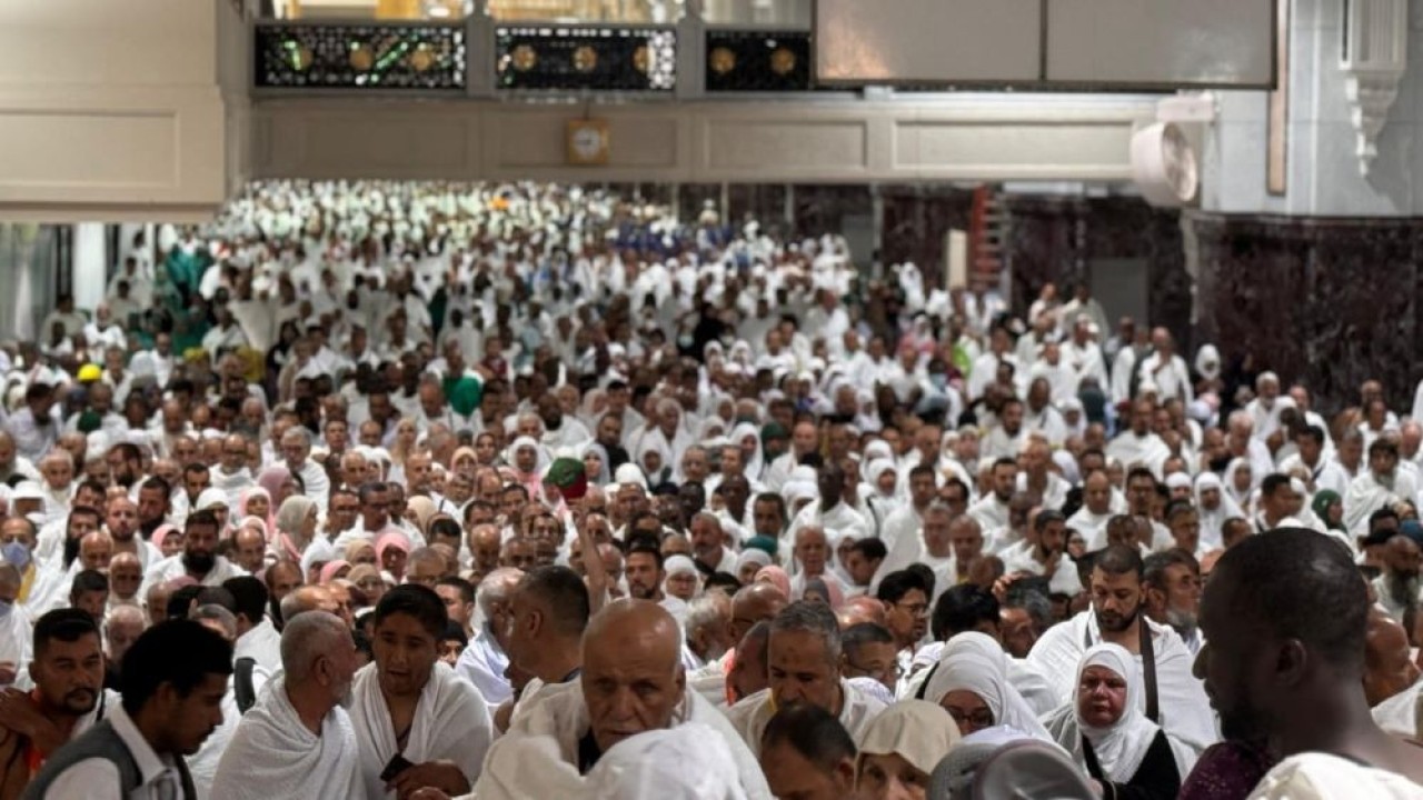 Kemenag mengimbau jamaah haji sholat di hotel dan masjid sekitar hotel. (Foto: Humas Kemenag)