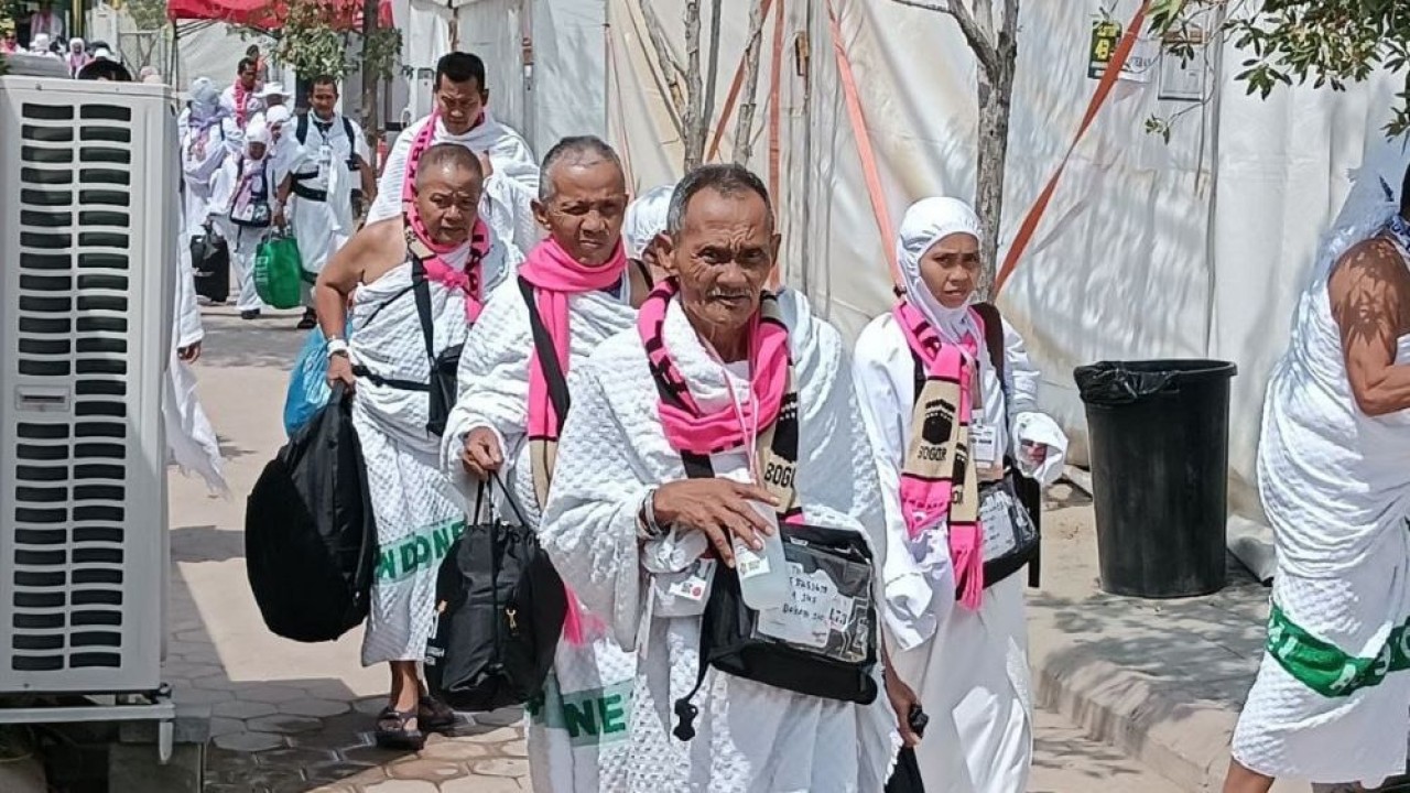 Jamaah haji Indonesia tiba di Arafah. (Foto: Humas Kemenag)