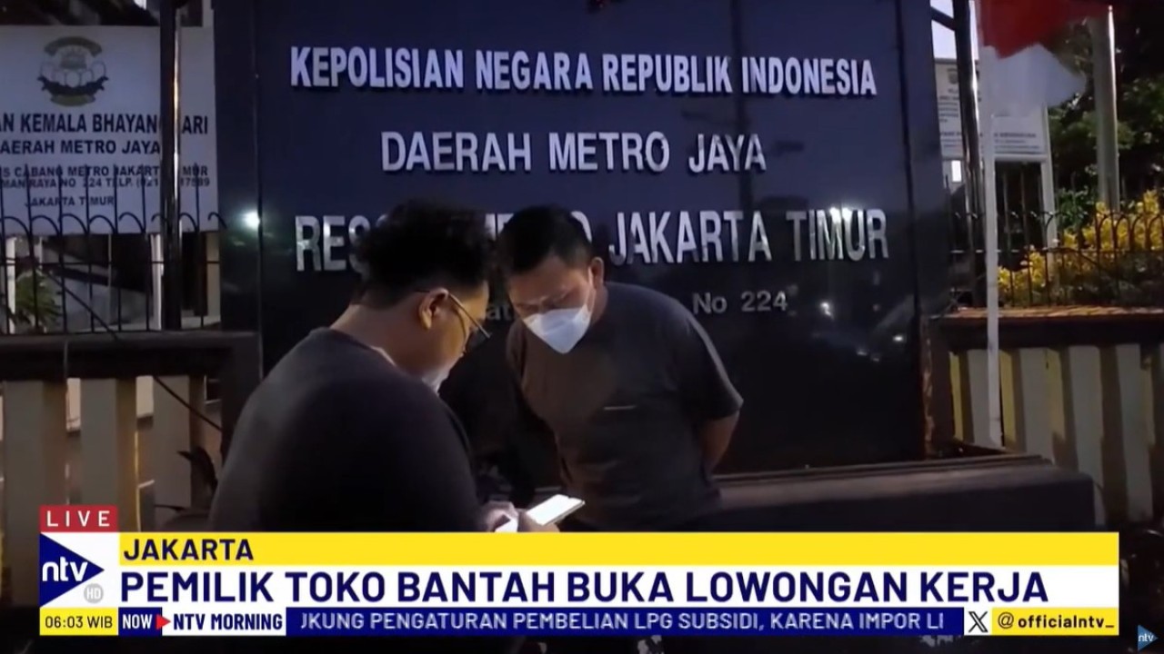 Pemilik toko ponsel Wahana Store, Widianto membantah membuka lowongan kerja bagi pelamar kerja yang diduga menjadi korban penipuan dan penggelapan bermodus pencurian data pribadi untuk pinjaman online.