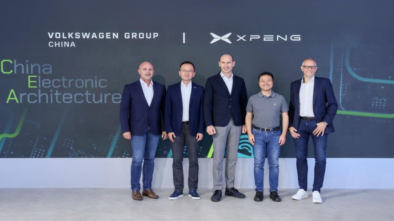Volkswagen semakin mempererat kolaborasinya dengan produsen mobil China, XPENG. (Foto: X (Twitter) @XPengMotors)