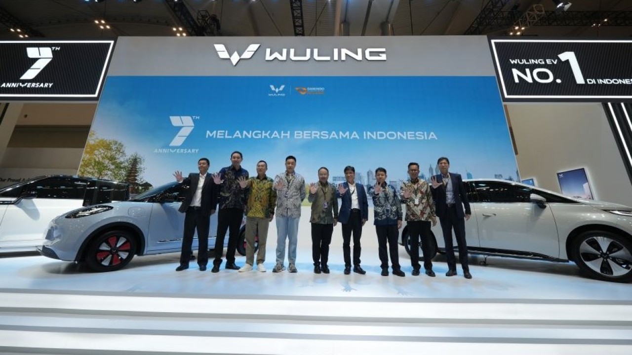 Wuling merayakan ulang tahun ke-7 di Tanah Air bertajuk "Melangkah Bersama Indonesia".   (Foto: Wuling)