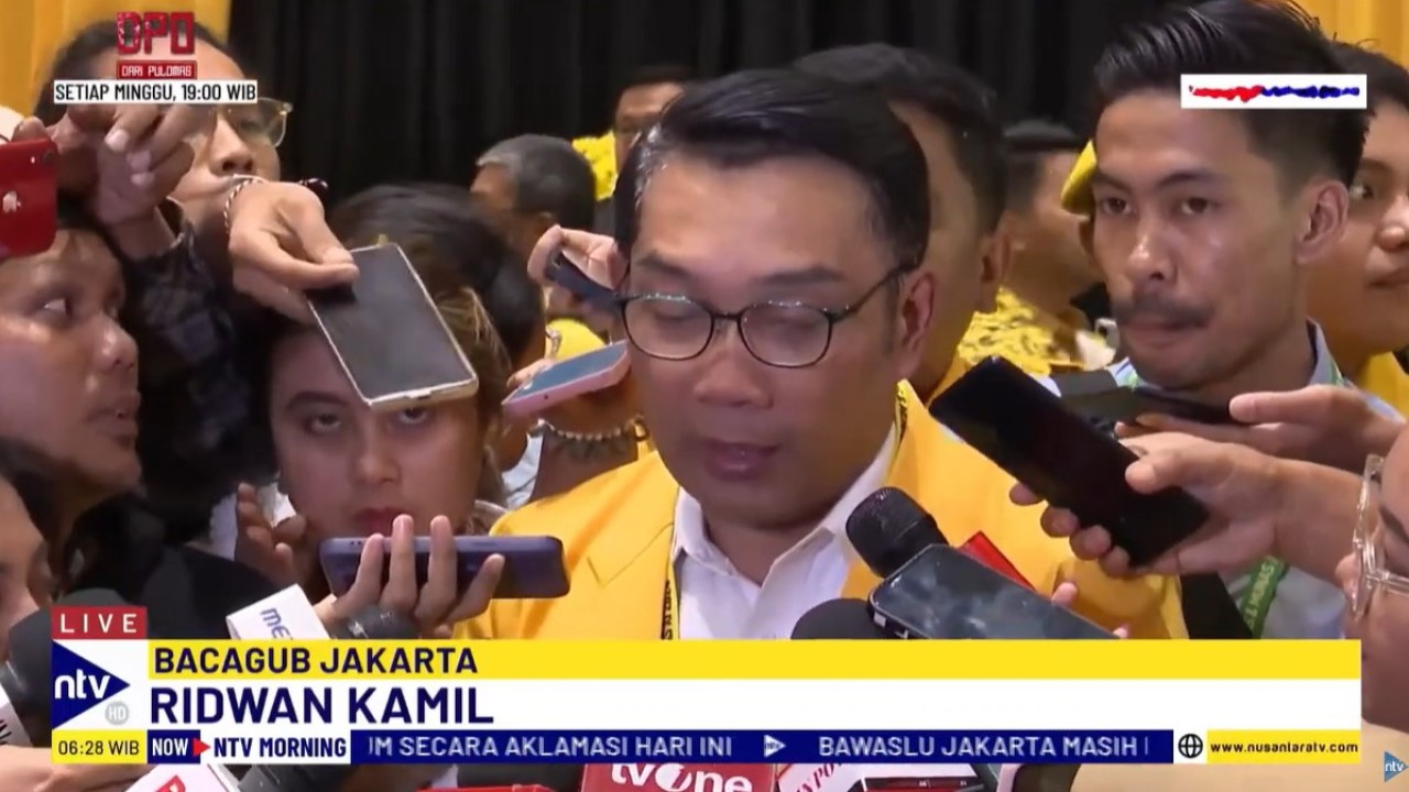 Bakal calon gubernur DKI Jakarta Ridwan Kamil (RK) menghormati putusan Mahkamah Konstitusi (MK) yang mengubah ambang batas syarat pencalonan Pilkada.