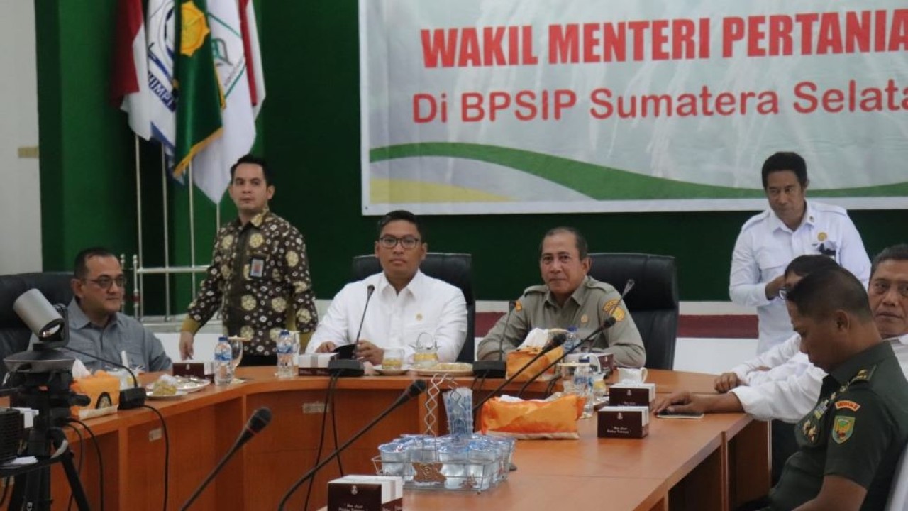 Wamentan Sudaryono mamastikan program optimasi lahan atau Oplah di Provinsi Sumatera Selatan (Sumsel) berjalan dengan lancar. (Foto: Dok/Istimewa)