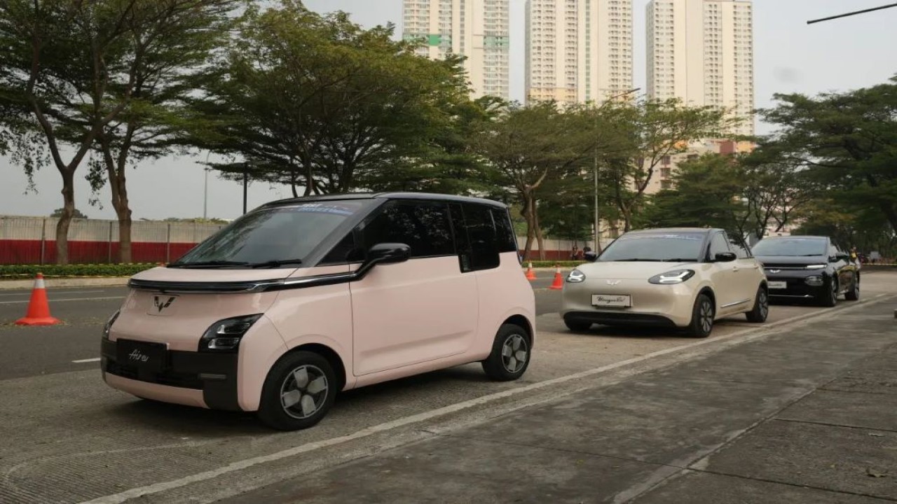 Wuling ABC Stories yang terdiri dari Air ev, BinguoEV, dan Cloud EV. (ANTARA/HO/Wuling Motors)