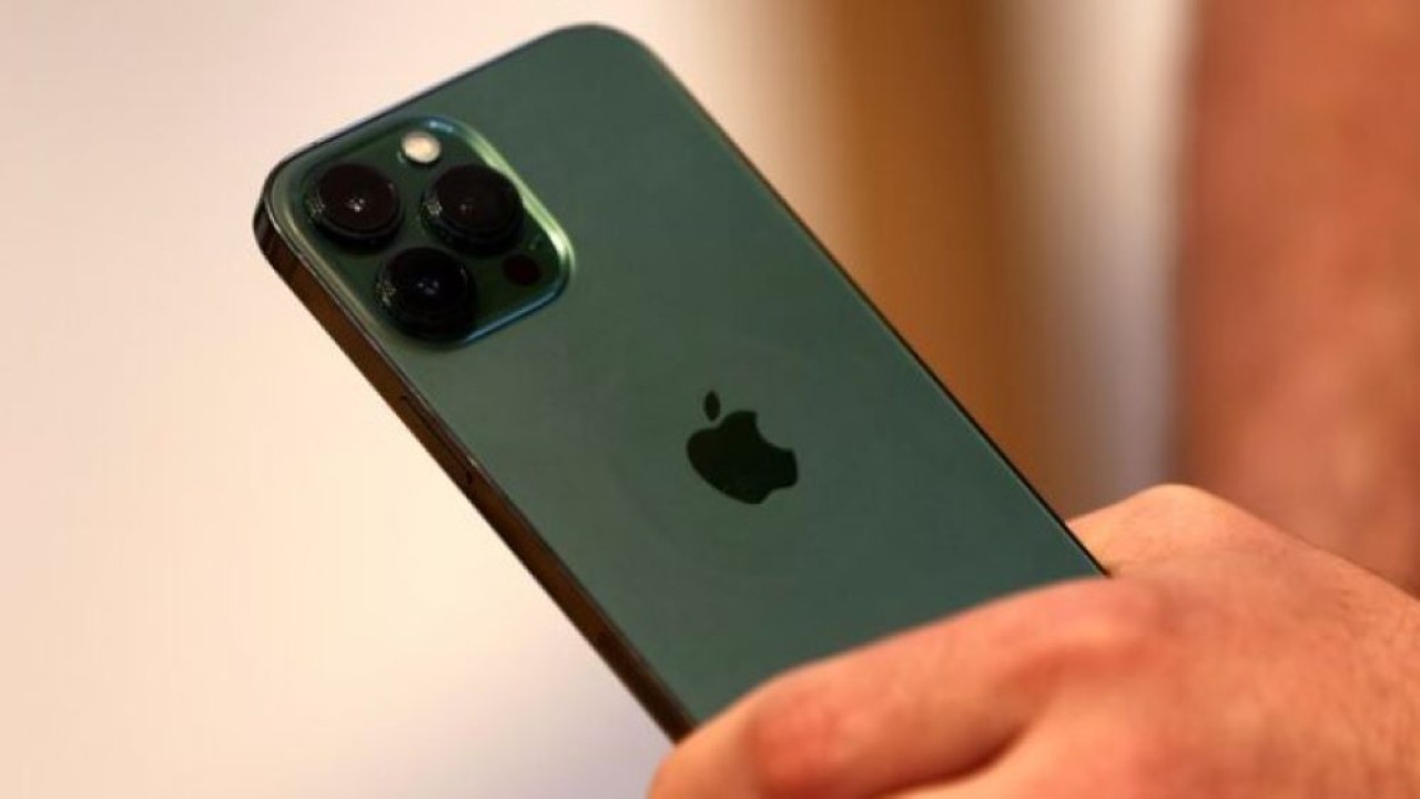 Ilustrasi. Ponsel Apple iPhone. (Foto: Reuters)