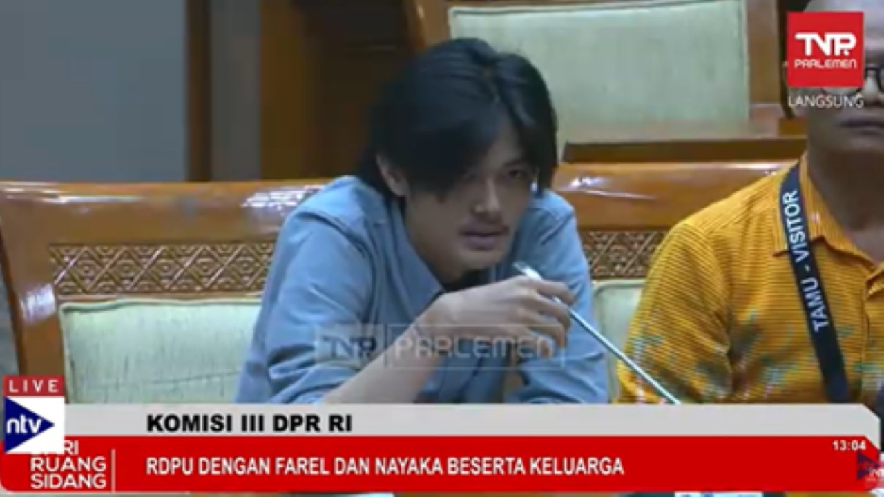 Farel Mahardika Putra, seorang anak yang ingin menjual ginjal untuk membebaskan ibunya yang ditahan saat rapat dengar pendapat umum (RDPU) bersama Komisi III DPR RI