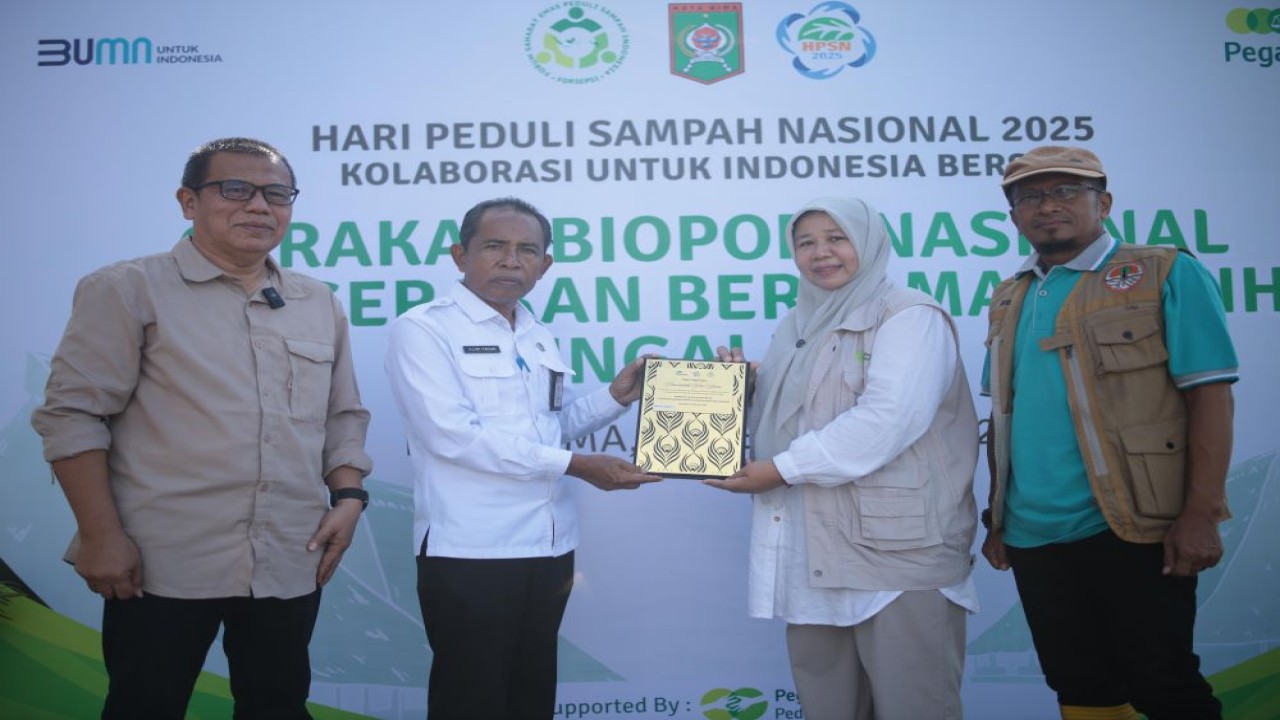 Rudy Kristijanto, Kepala Departemen Area Pulau Sumbawa PT Pegadaian hadiri peringatan Hari Peduli Sampah Nasional (HPSN) 2025 di Kota Bima/Foto: Istimewa