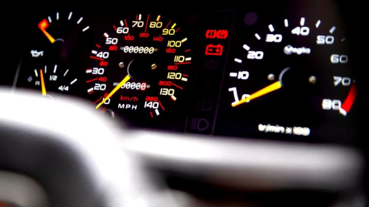 Ilustrasi. Kamera kecepatan di Honolulu merekam sekitar 30.000 pelaku pelanggaran setiap minggu. (Foto: Istimewa via Carscoops)