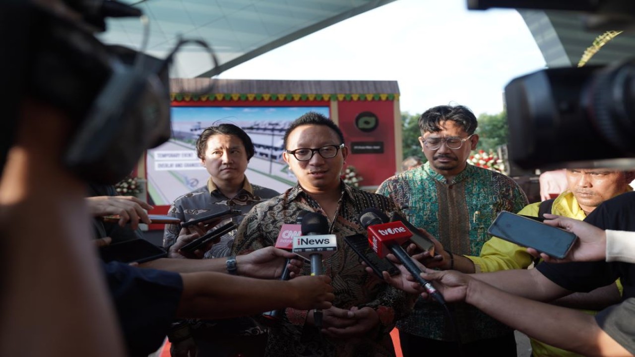 Ketua Umum PP Pordasi Aryo Djojohadikusumo memberikan keterangan pers terkait rencana pembangunan kompleks pacuan kuda kelas dunia di Pulomas/ist