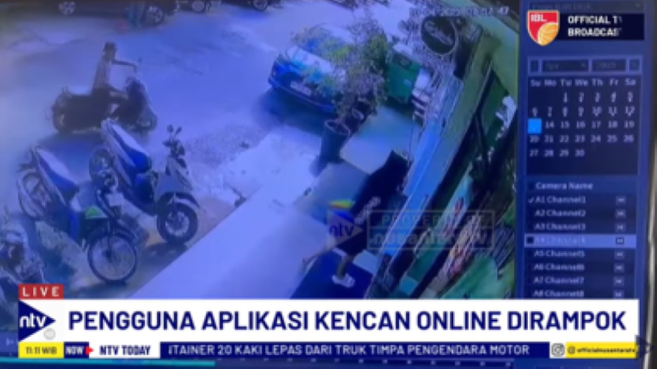 Para pelaku pemerasan modus kencan online di Batam memasuki hotel