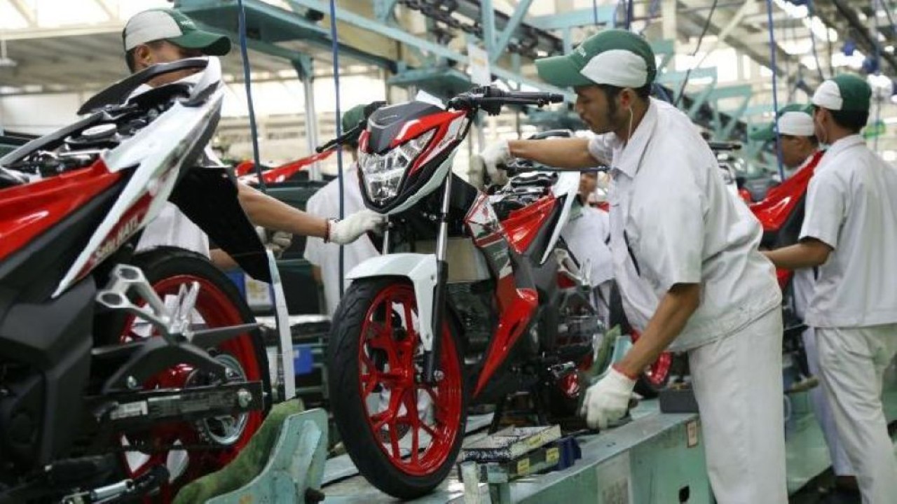 Ilustrasi. Perakitan sepeda motor Honda di Indonesia. (Foto: Dok AHM)