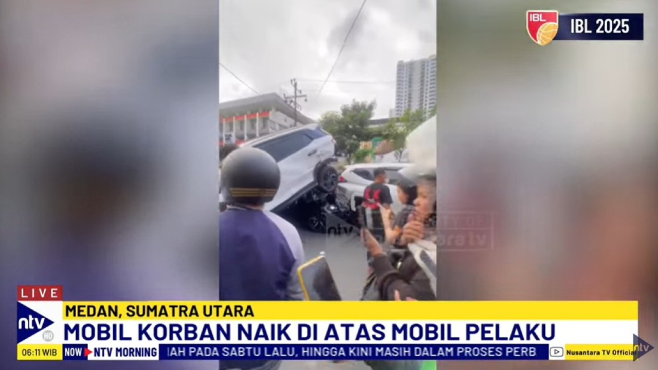 Tabrakan beruntun yang melibatkan sejumlah kendaraan terjadi di Jalan H.M. Yamin, Medan Timur, Sumatera Utara, pada Senin (26/5/2025).