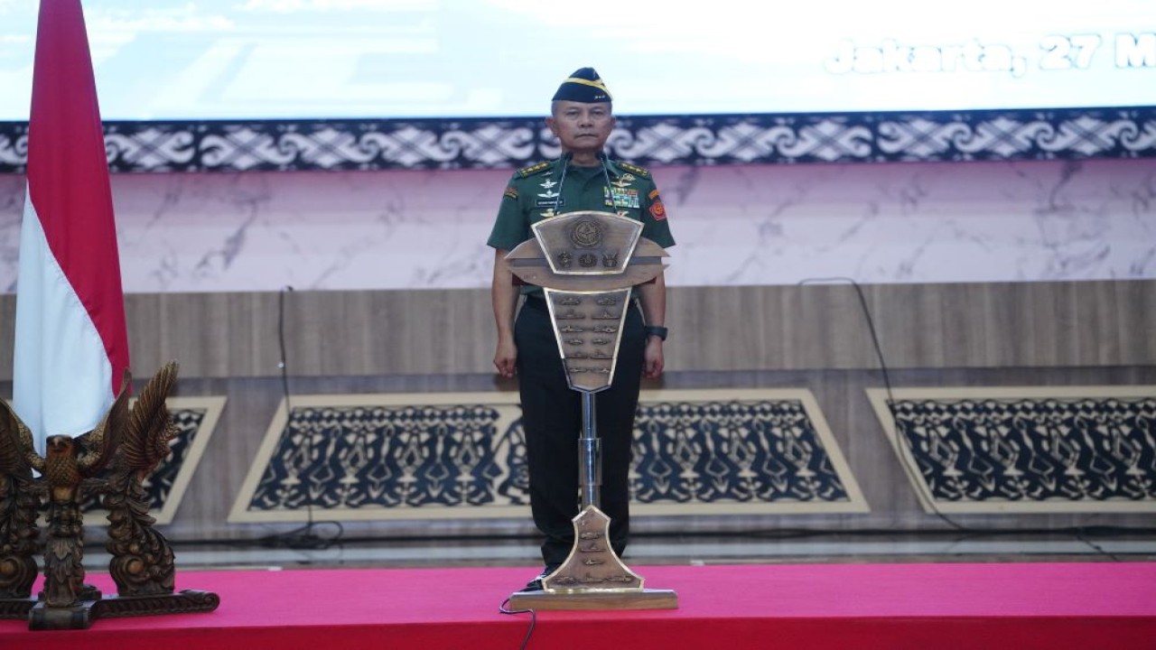 Kepala Staf Umum (Kasum) TNI Letjen TNI Richard Tampubolon mewakili Panglima TNI Jenderal TNI Agus Subiyanto, memimpin acara Laporan Korps Kenaikan Pangkat 76 Perwira Tinggi (Pati) TNI yang digelar di GOR Ahmad Yani, Mabes TNI, Cilangkap, Jakarta Timur, Selasa (27/5/2025)/Foto: Istimewa