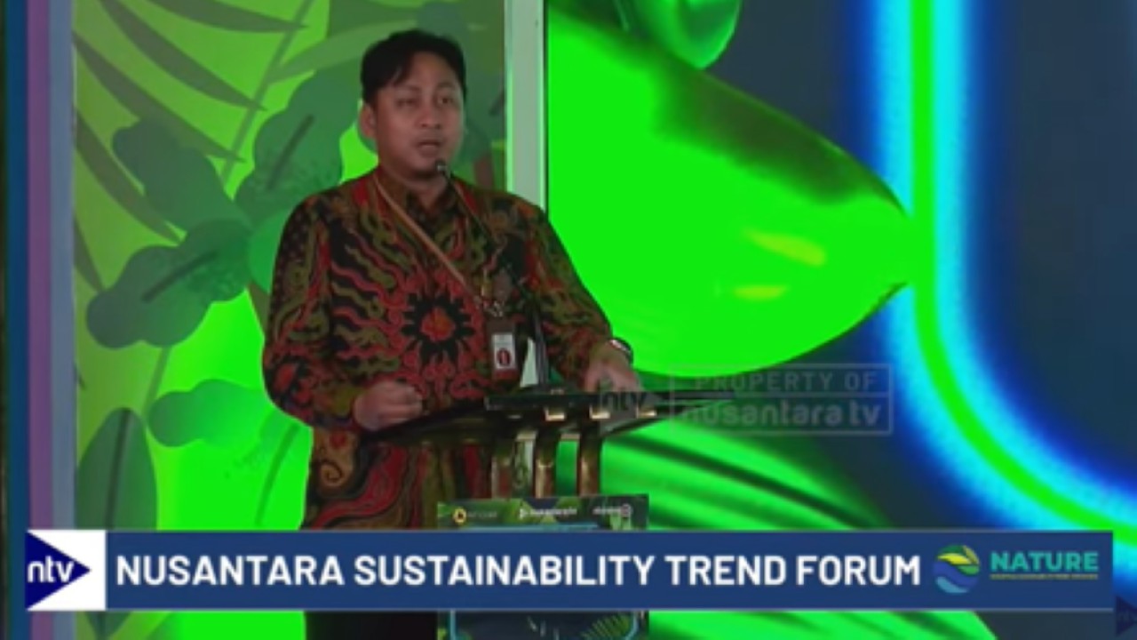 Prof Dr Mohammad Nur Rianto Al Arif Asisten Utusan Khusus Presiden Bidang Ketahanan Pangan memberikan keynote speech dalam Nusantara Sustainability Trend Forum (Nature) 2025 yang digelar Nusantara TV di Grand Ballroom Nusantara NT Tower Jakarta, Rabu 28 Mei 2025.