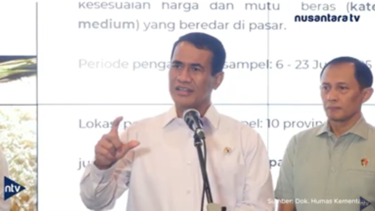 Menteri Pertanian Amran Sulaiman mengungkap praktik curang yang dilakukan 212 merk beras