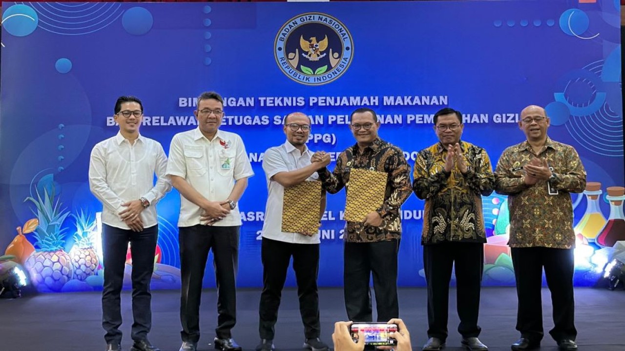 Badan Gizi Nasional (BGN) dan BPJS Ketenagakerjaan tandatangani kesepakatan perlindungan bagi relawan MBG/Foto: Istimewa