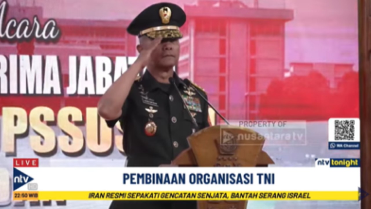 Kepala Staf Umum (Kasum) TNI Letjen TNI Richard Tampubolon, mewakili Panglima TNI Jenderal TNI Agus Subiyanto, memimpin upacara Serah Terima Jabatan Komandan Pasukan Pengamanan Presiden (Danpaspampres) dan Komandan Komando Operasi Khusus (Dankoopssus) TNI/Foto: Istimewa