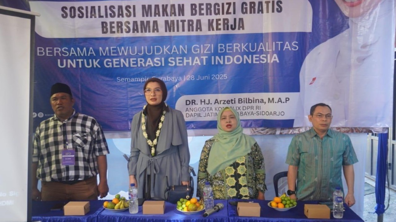 BGN dan DPR RI melaksanakan kegiatan sosialisasi program Makan Bergizi Gratis di Surabaya/Foto: Istimewa