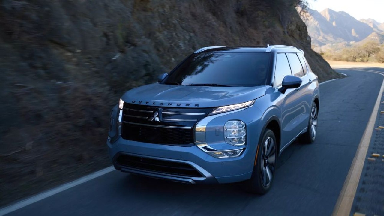 Mitsubishi Outlander. (Foto: Istimewa via Carscoops)