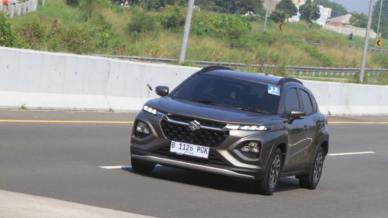 Suzuki Fronx GL. (Foto: Suzuki/Adiantoro/NTV)