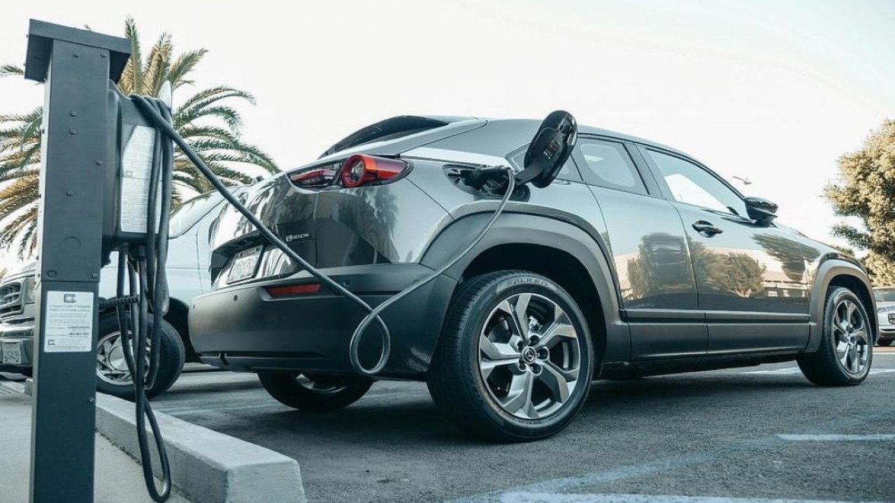 Ilustrasi. Kendaraan listrik. (Foto: Istimewa via hippopx)