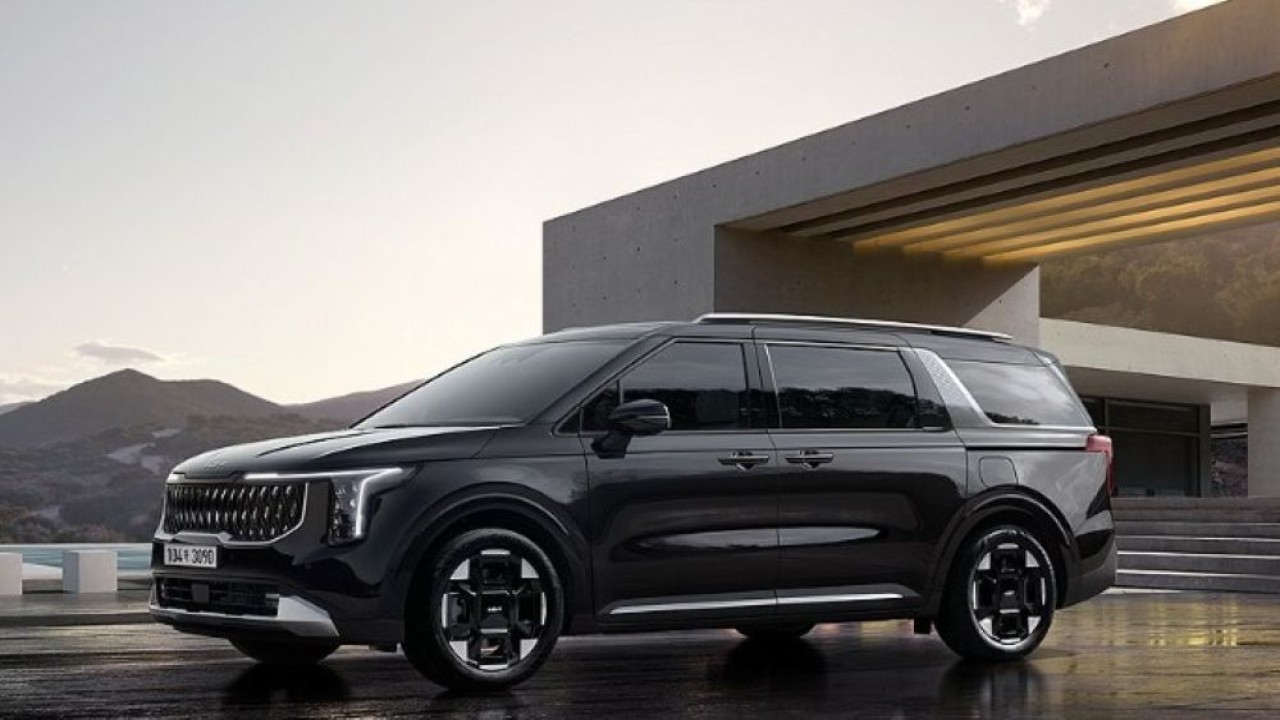 Minivan Kia Carnival terbaru. (Foto: Istimewa via Yonhap)