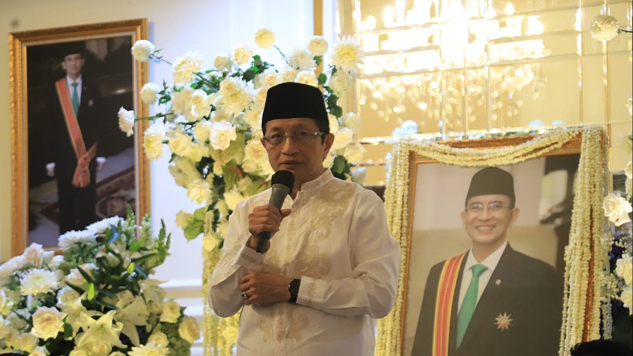 Menteri Agama (Menag) Nasaruddin Umar menghadiri pengajian tujuh hari Almarhum Suryadharma Ali, Rabu (6/8/202/). (Foto: Istimewa/Kemenag)